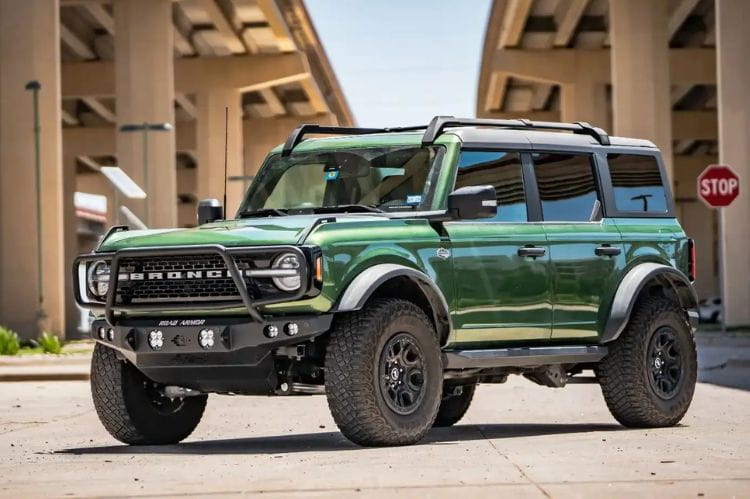 Road Armor Stealth mid width Lonestar Guard bumper 6213FNW5B for 2021-2026 Ford Bronco durable Road Armor front bumper