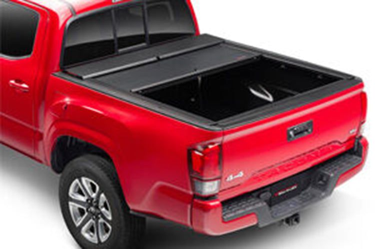 Roll-N-Lock M-Series XT Retractable 2020-2023 GMC Sierra 2500/3500 6' 10" Tonneau Cover 226M-XT