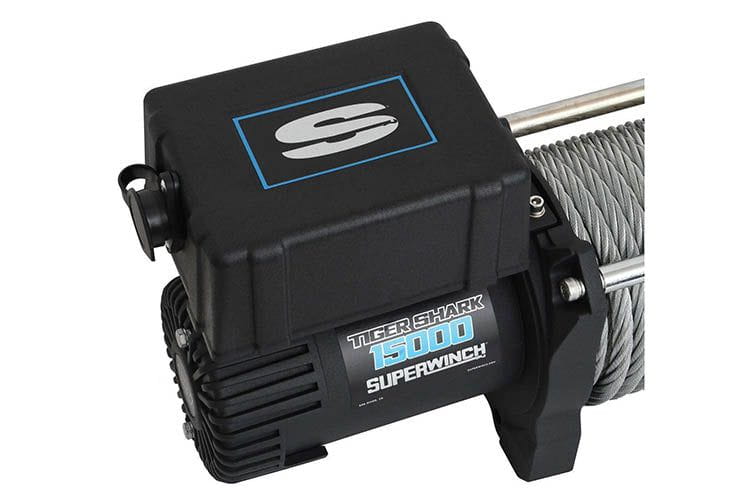 Superwinch Tiger Shark 9.5 Argano Elettrico 12V, Capacità 4309 Kg, Passacavo A Rulli, 1595200