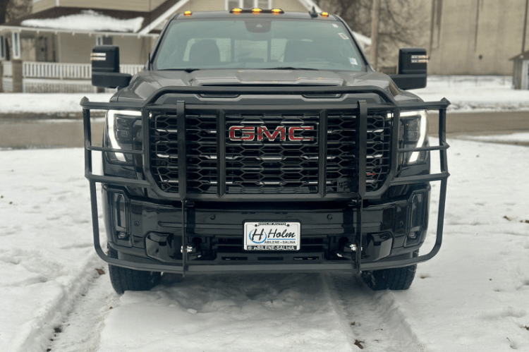 Thunder Struck heavy-duty grille guard GHD24-100CA for 2024+ GMC Sierra 2500HD/3500HD, compatible with camera for enhanced protection.