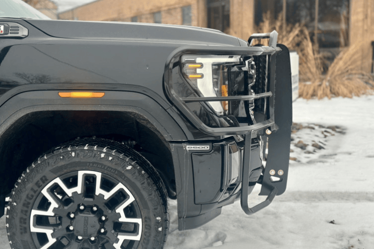 Thunder Struck heavy-duty grille guard GHD24-100CA for 2024+ GMC Sierra 2500HD/3500HD, compatible with camera for enhanced protection.