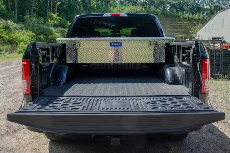 UWS TBS-69-LP-PH GMC Sierra 2500HD/3500HD 1999-2023 69" Aluminum Pull Handles Truck Tool Box with Low Profile