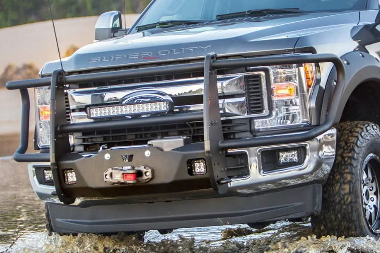 Heavy-duty winch carrier by Warn 107651 delivers dependable winch support for 2017-2026 Ford F450/F550 Super Duty. Shop Premium Winch Carrier at BumperOnly.
