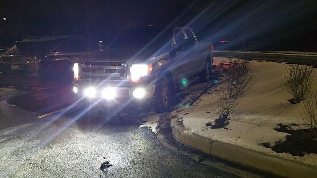 Nilight Ultra bright 20'' Universal Off-Road LED Light Bar, 126W