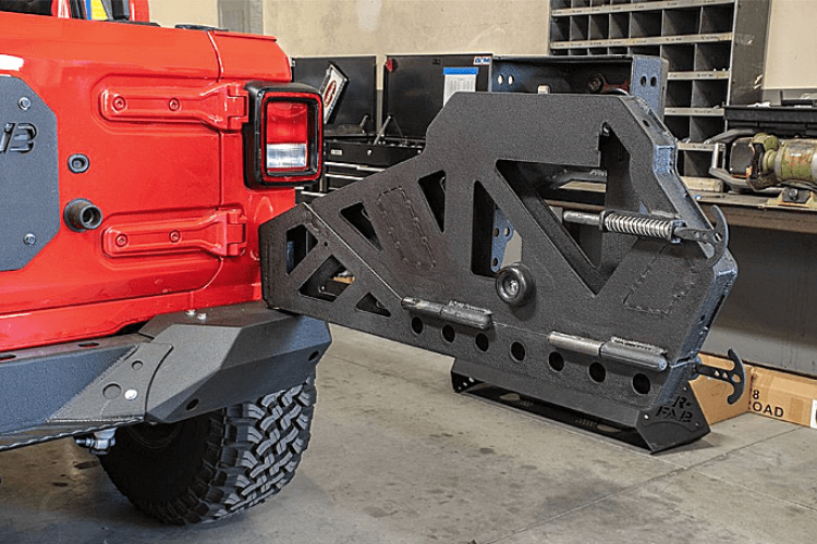 DV8 Offroad Jeep Wrangler JL 2018-2025 Full-Width Rear Bumper With Tire Carrier RBJL-02