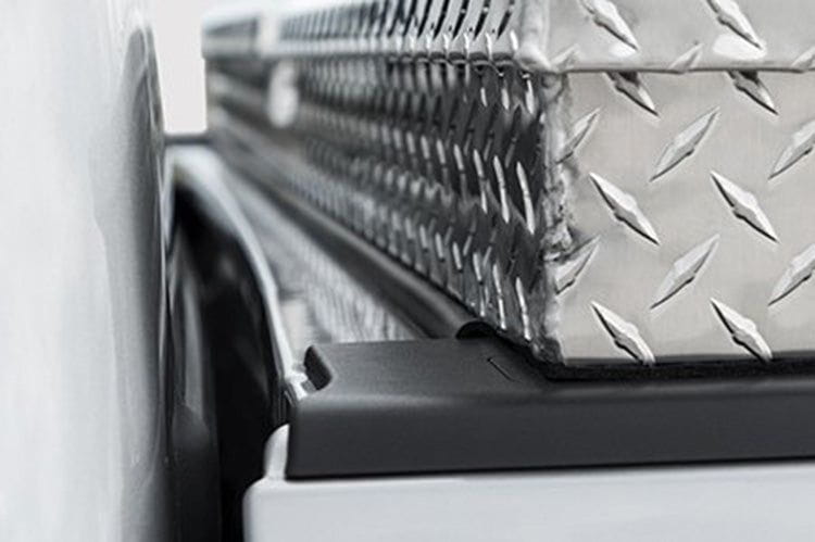 ACCESS® Toolbox Edition Roll-Up 1999-2007 Ford F250/F350/F450 Super Duty 6'8" Tonneau Cover 61319