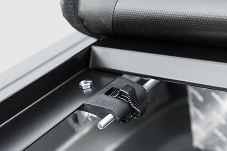 ACCESS® Toolbox Edition Roll-Up 1999-2007 Ford F250/F350/F450 Super Duty 6'8" Tonneau Cover 61319