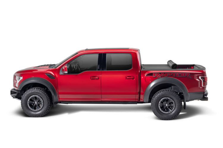 BAK Revolver X4s 1999-2007 Ford F250/F350/F450 Super Duty 6'9" Tonneau Cover 80303