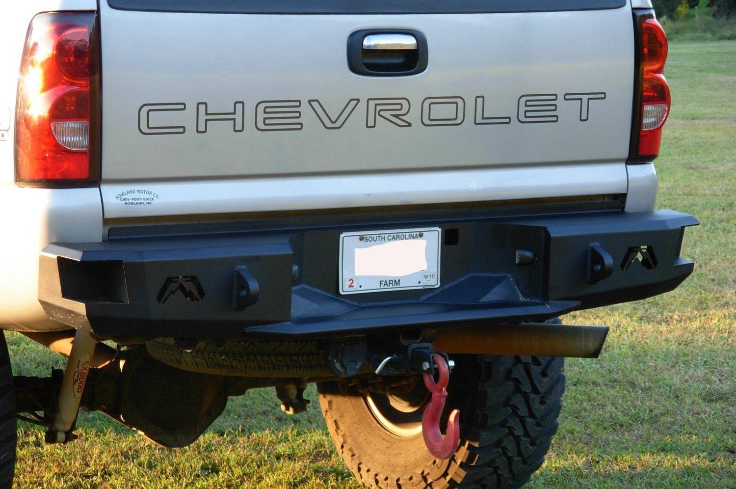 Fab Fours Chevy Silverado 2500/3500 1999-2007 Rear Bumper CH99-W1250-1