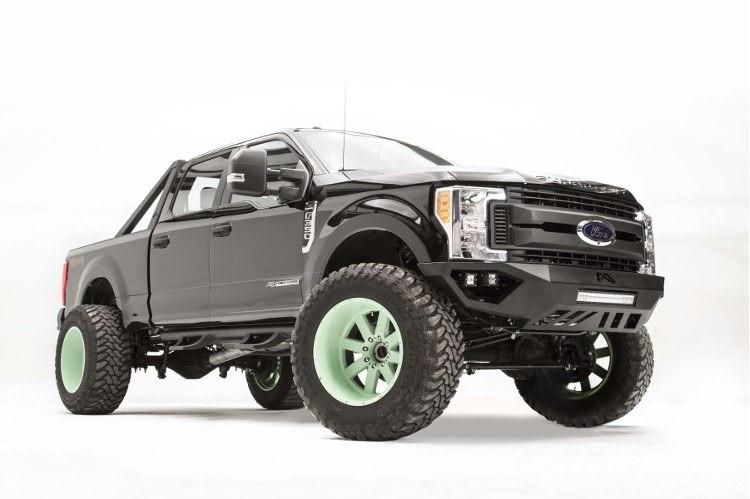 Fab Fours FS17-V4251-1 Ford F450/F550 Superduty 2017-2022 Vengeance Front Bumper No Guard