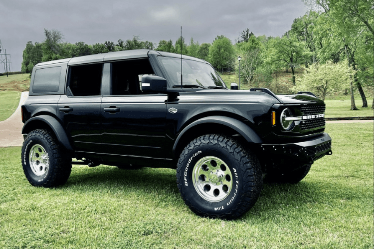 Bodyguard NAF21MYT Ford Bronco 2021-2025 Base Front Bumper Low Profile Non-Winch Sensor Textured Black Powdercoat