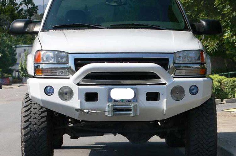 TrailReady 10601P GMC Sierra 1500 2003-2007.5 Extreme Duty Front Bumper Winch Ready with Pre-Runner Guard