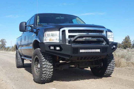 TrailReady 31008 Ford F250/F350 Superduty 2005-2007 Light Line Front Bumper with Pre-Runner Guard - BumperOnly
