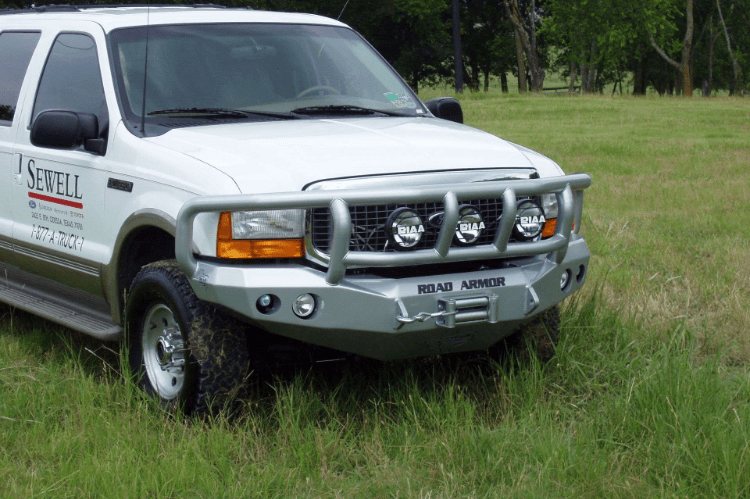 Road Armor Stealth 60502B 2005-2007 Ford F250/F350 Superduty Front Winch Ready Bumper Titan II Grille Guard, Black Finish and Round Fog Light Hole