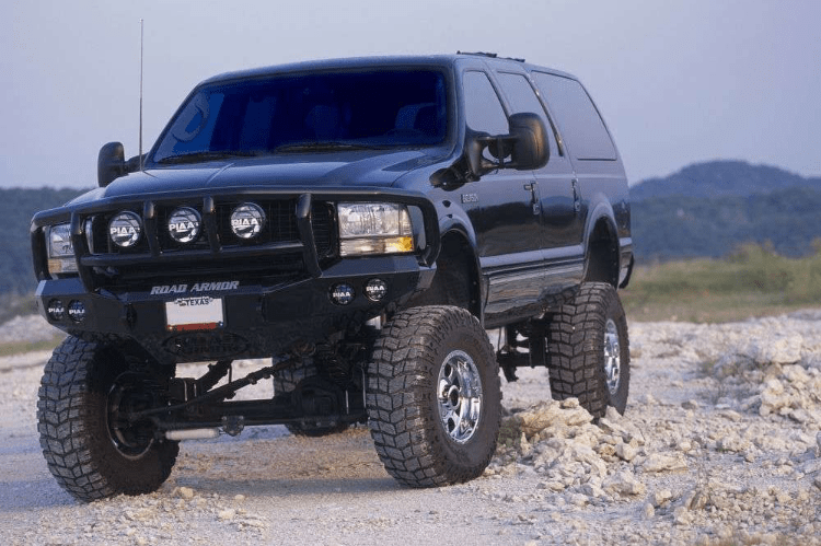 Road Armor Stealth 60502B 2005-2007 Ford F250/F350 Superduty Front Winch Ready Bumper Titan II Grille Guard, Black Finish and Round Fog Light Hole