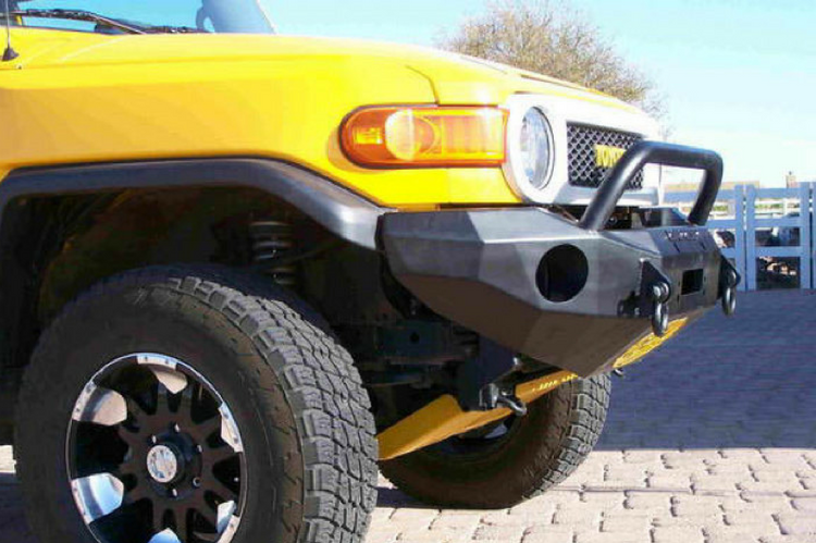 Road Armor Stealth FJ802B 2007-2014 Toyota FJ Cruiser Front Winch Ready Bumper Pre-Runner Style, Black Finish and Round Fog Light Hole