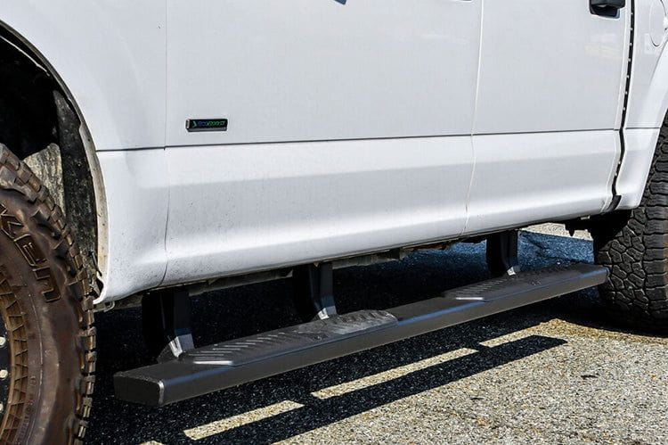 Westin 28-521095 2017-2025 Ford F250/F350 Super Duty R5 XD Nerf Step Bars