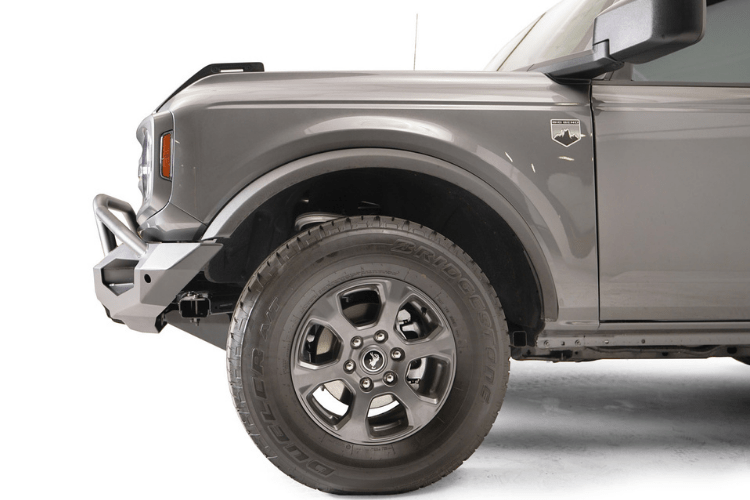 Fab Fours FB21-X5252-1 Ford Bronco 2021-2025 Matrix Front Bumper Winch Ready Pre-Runner Guard