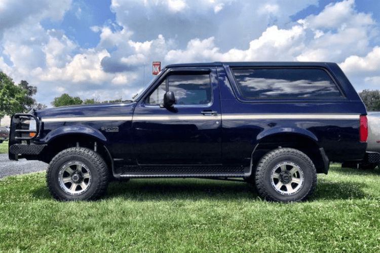 Ranch Hand FBF921BLR 1992-1996 Ford Bronco Legend Series Front Bumper