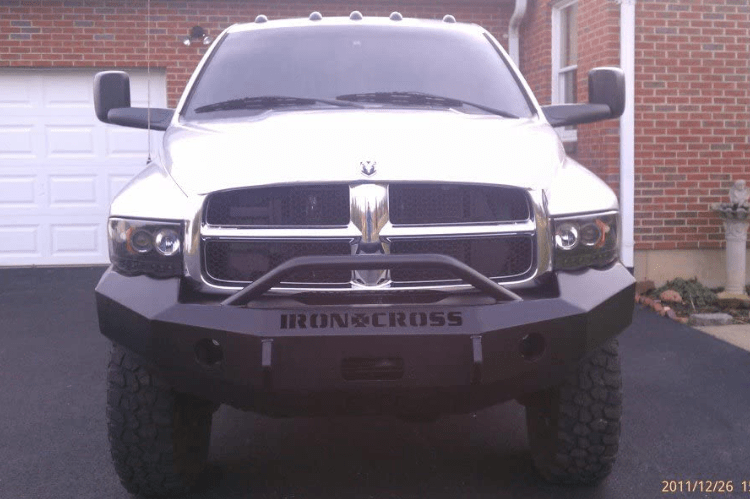 iron-cross-02-05-dodge-ram-1500-winch-front-bumper-with-push-bar-22-615-03_bumperonly_750x499_4